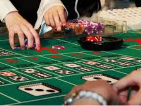 金女王模拟器(无限金币)手机版